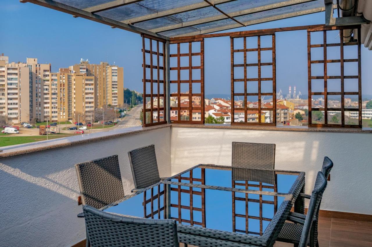 Rooftop Apartment